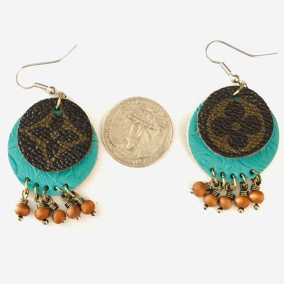 Handmade designer Earrings NEW - Picture 2 of 2